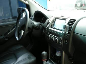 2005 Nissan Pathfinder Photos