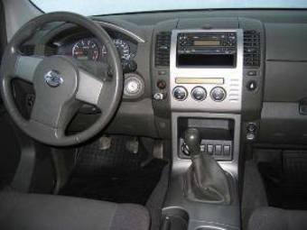 2005 Nissan Pathfinder Images