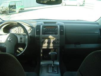 2005 Nissan Pathfinder Pictures