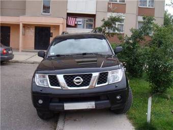 2005 Nissan Pathfinder Pictures
