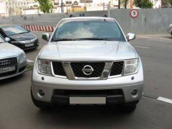 2006 Nissan Pathfinder Photos