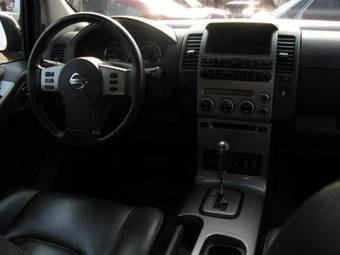 2006 Nissan Pathfinder Pictures