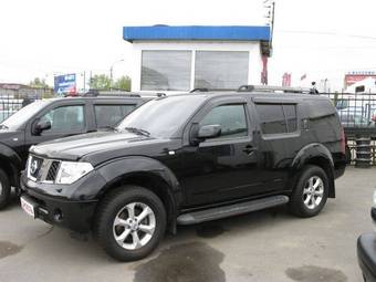 2006 Nissan Pathfinder Photos