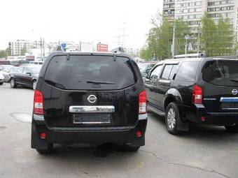 2006 Nissan Pathfinder Photos
