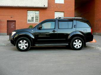 2006 Nissan Pathfinder Photos