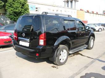 2006 Nissan Pathfinder Photos