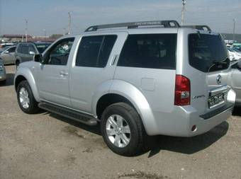 2006 Nissan Pathfinder Photos