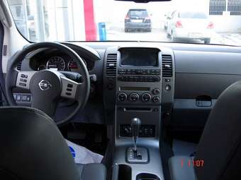 2008 Nissan Pathfinder Pictures