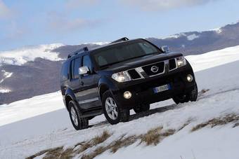 2008 Nissan Pathfinder Photos
