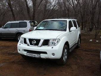2008 Nissan Pathfinder Images