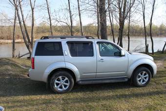 2008 Nissan Pathfinder Photos