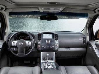 2010 Nissan Pathfinder Pictures
