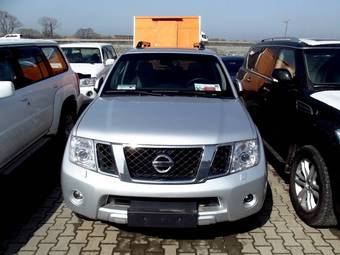 2010 Nissan Pathfinder Pics