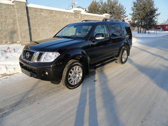 2011 Nissan Pathfinder Pictures