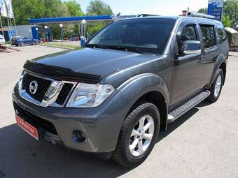 2011 Nissan Pathfinder Pictures