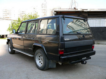 1992 Nissan Patrol Pictures