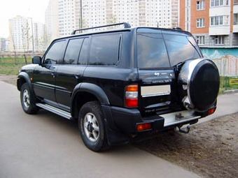 1998 Nissan Patrol Images