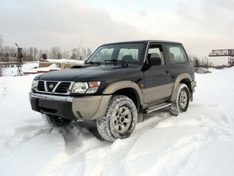1998 Nissan Patrol Pictures