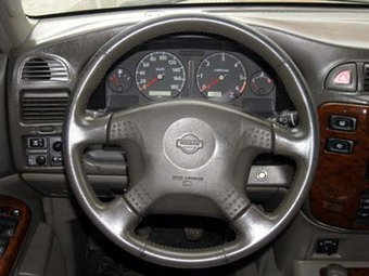 1998 Nissan Patrol Pictures