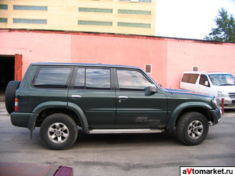 1998 Nissan Patrol Pictures