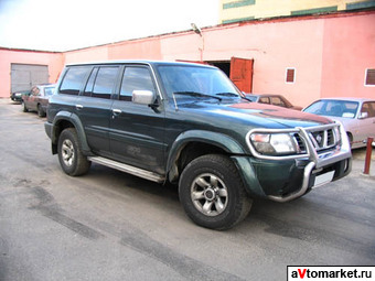 1998 Nissan Patrol Pictures