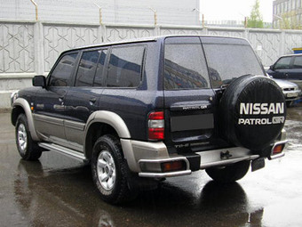 1999 Nissan Patrol Pictures