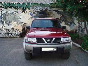 1999 Nissan Patrol Photos