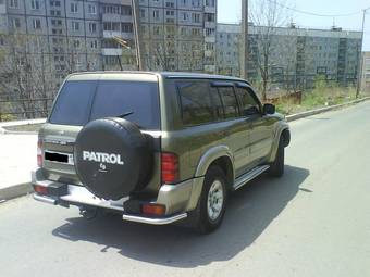 1999 Nissan Patrol Photos