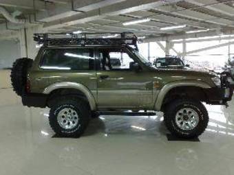 1999 Nissan Patrol Photos