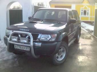 2000 Nissan Patrol