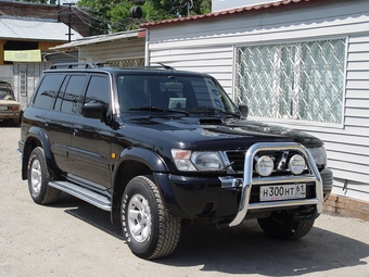 2000 Nissan Patrol