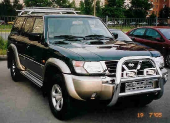 2000 Nissan Patrol