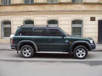 2000 Nissan Patrol