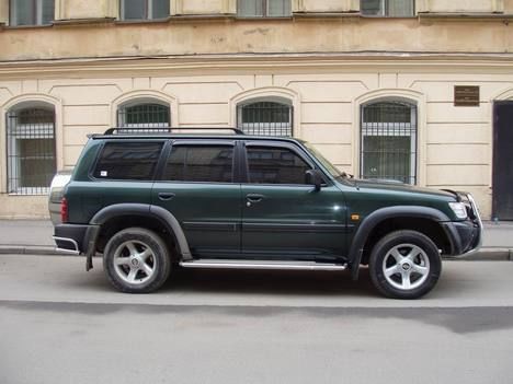 2000 Nissan Patrol