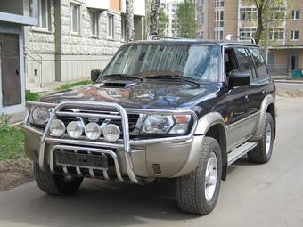 2000 Nissan Patrol
