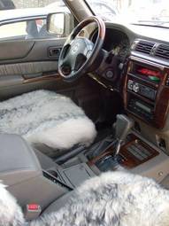 2000 Nissan Patrol Pics