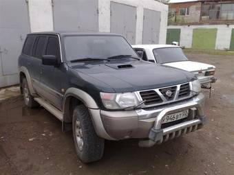 2000 Nissan Patrol Pictures