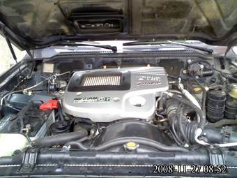 2000 Nissan Patrol Pictures