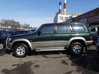 2000 Nissan Patrol Pictures