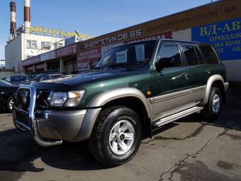 2000 Nissan Patrol Photos