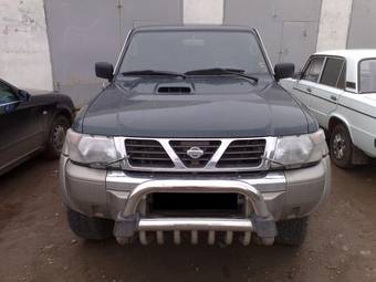 2000 Nissan Patrol Pictures
