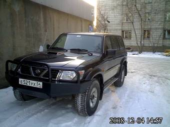 2000 Nissan Patrol Photos