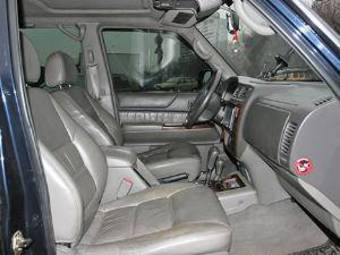 2000 Nissan Patrol Pictures