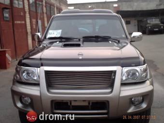 2000 Nissan Patrol Photos