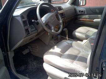 2000 Nissan Patrol Pictures