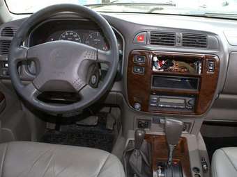 2001 Nissan Patrol Pictures