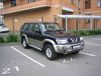 2001 Nissan Patrol Pictures