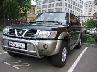 2001 Nissan Patrol Pictures