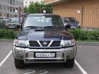 2001 Nissan Patrol Pictures