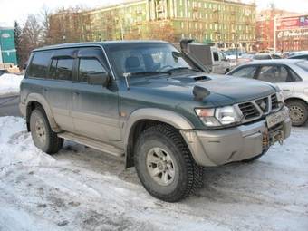 2001 Nissan Patrol Photos